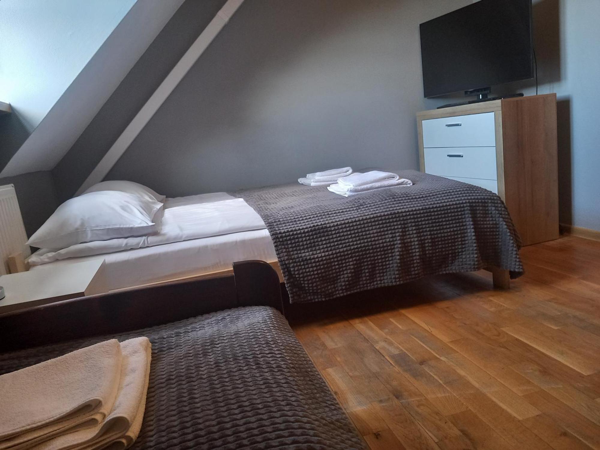 Dobry Klimat Hotell Uniejow Eksteriør bilde